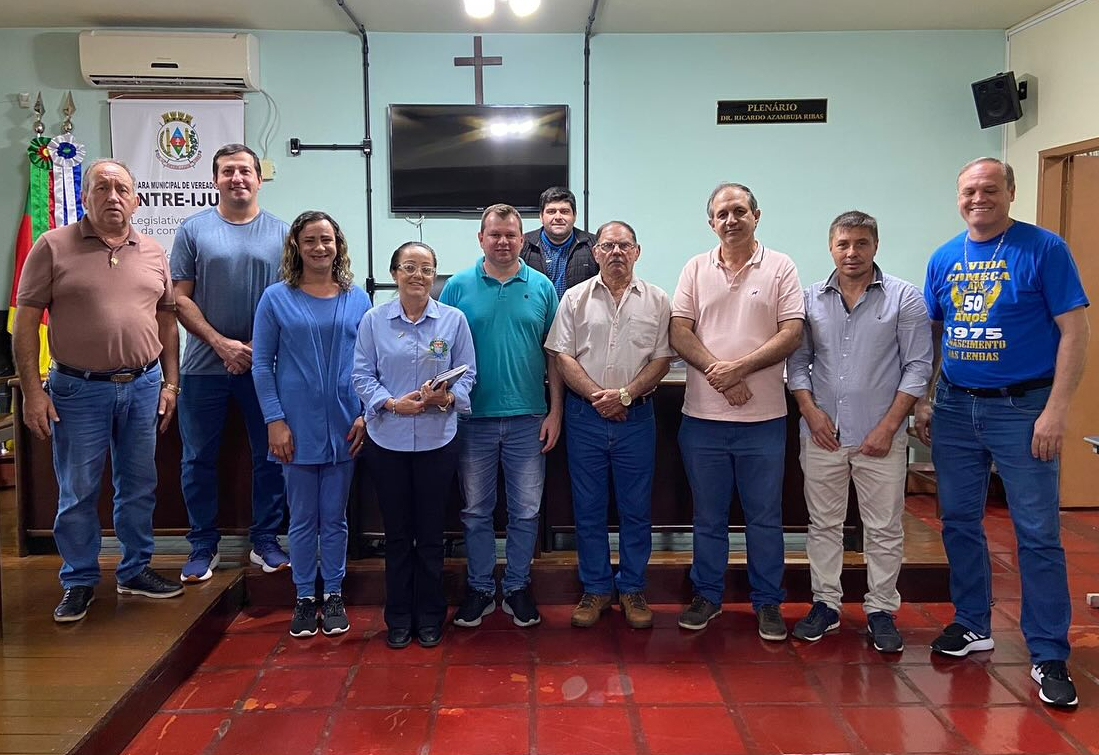 REPRESENTANTES DA ALM VISITAM A CÂMARA DE VEREADORES DE ENTRE-IJUÍS
